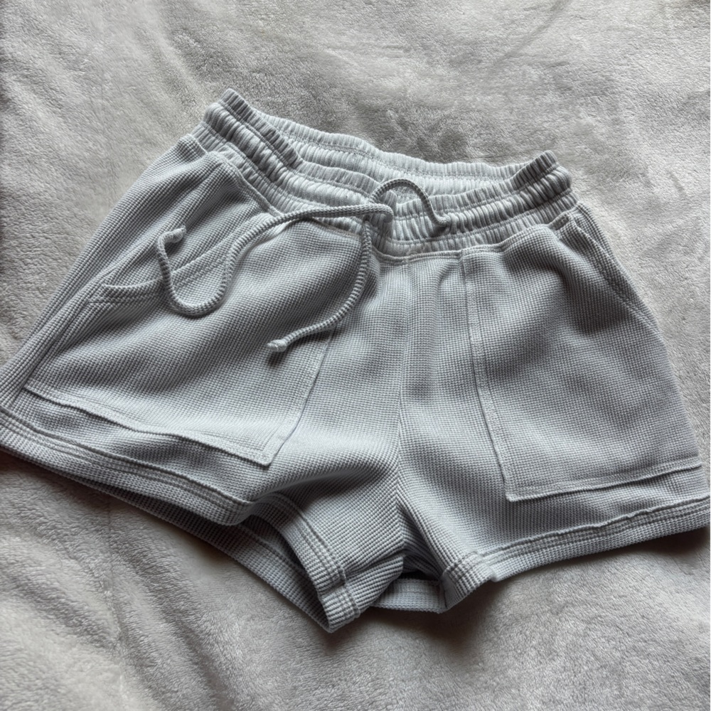 Small Hollister Gilly Hicks white waffle sweat shorts